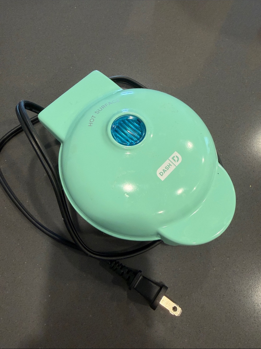 Dash Mini Waffle Maker - Mint